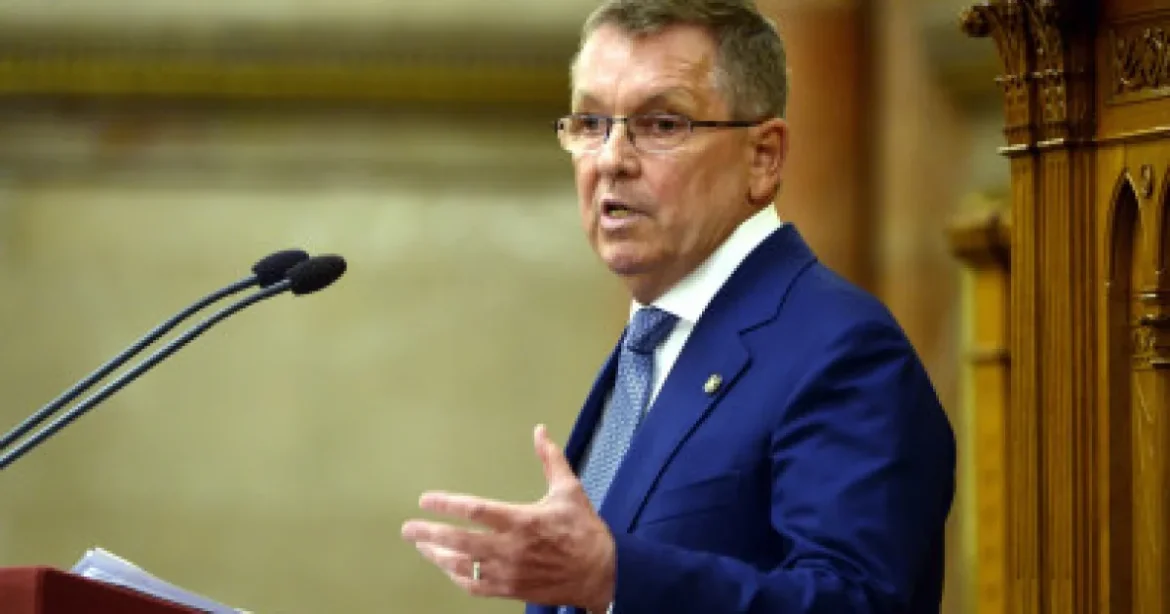 Egyre durvább az üzemanyag-drágulás Európában: hónapról hónapra romlik a helyzet