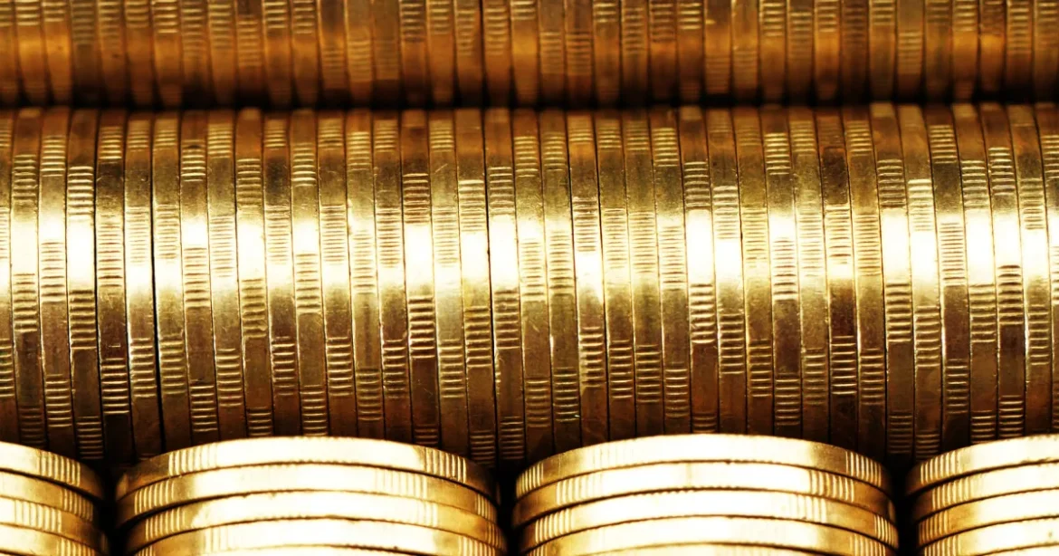 Erősödik a forint az esti döntésre várva