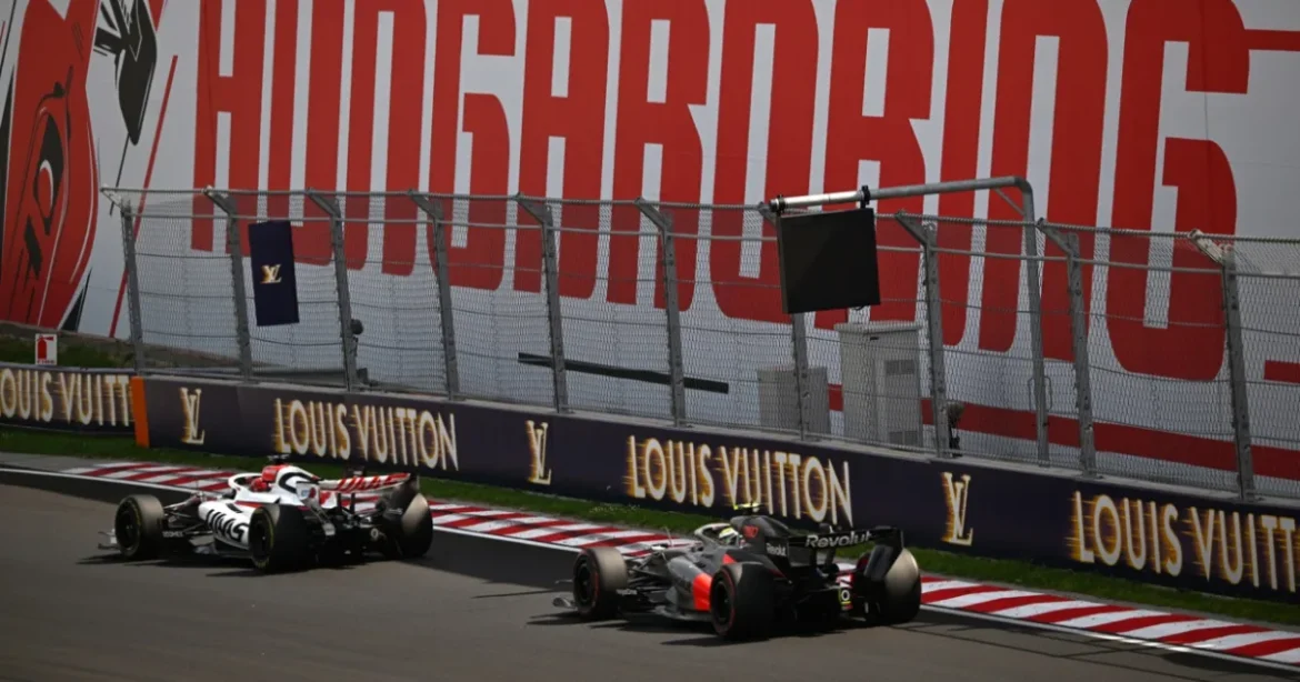 Kiakadt csapatára a Haas F1-es pilótája: nem a versenyzők a fő gond