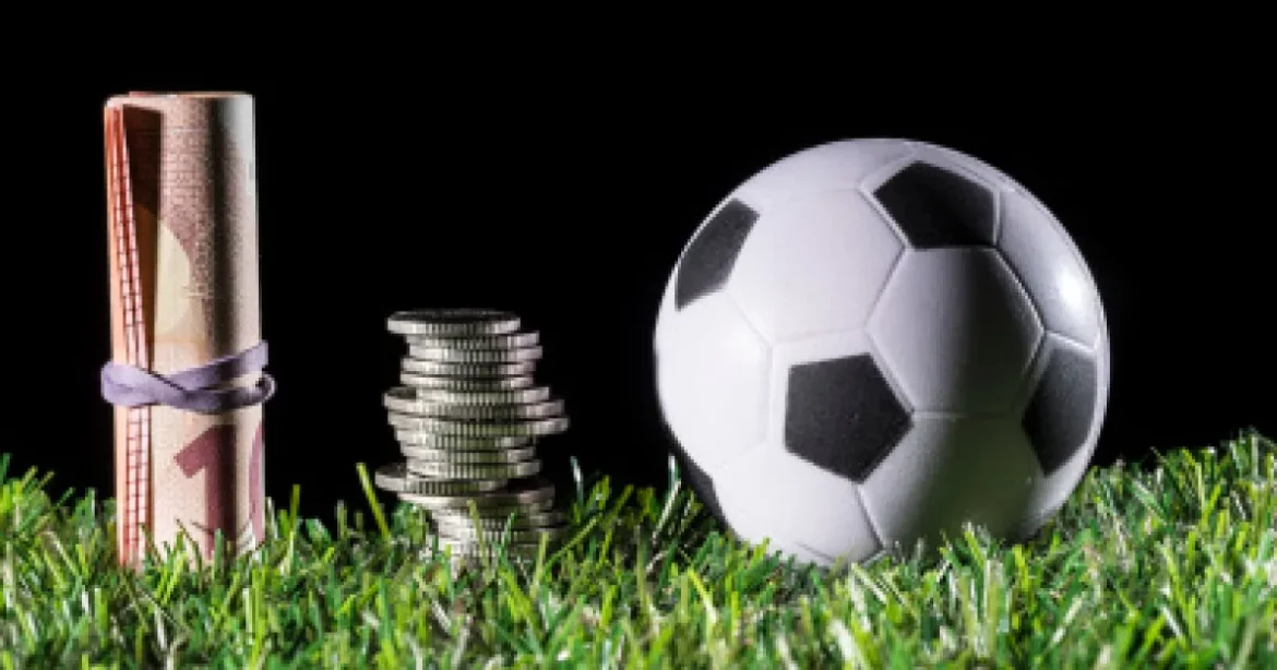Totális káosz fenyeget a focivilágban: súlyos vádak a FIFA ellen