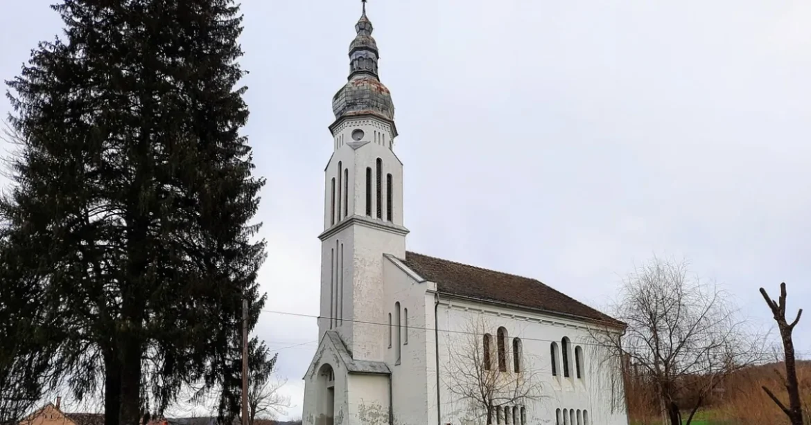 Varnus Xavér újabb templomot vásárolt egy baranyai zsákfaluban, és elárulta, mire készül