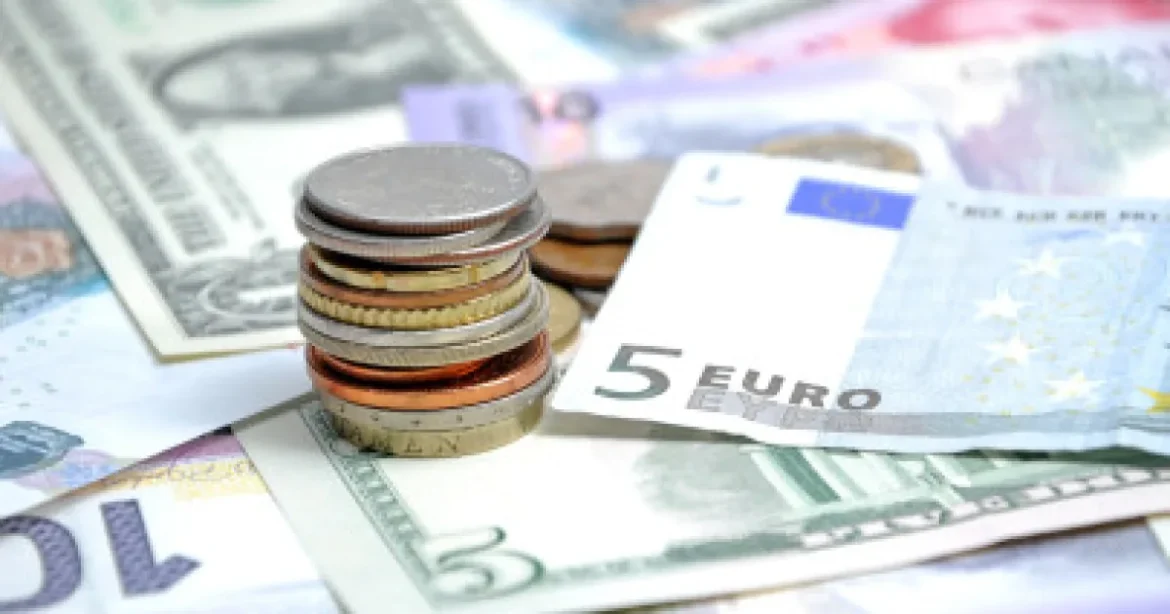 A kormány átalakítaná az MNB-t, és ellenőrizné az alapítványokat is