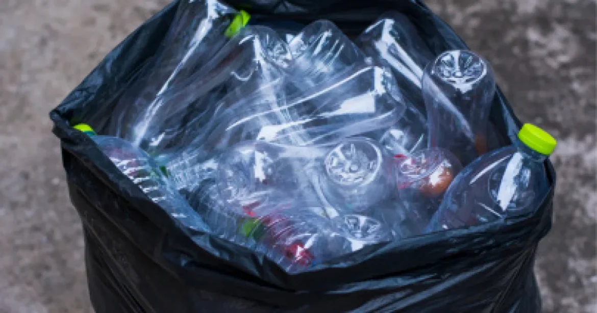 Egyetlen haláleset indította be a spekulatív tőzsderohamot a vakcinagyártók részvényeire