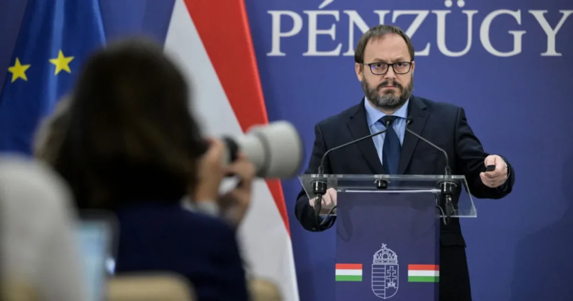 Jön a nyugdíjemelés, átfogó fizetésemelési program is indul Magyarországon