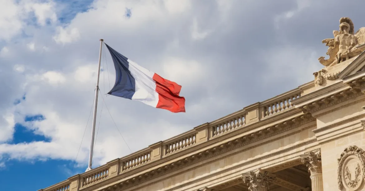 Kijárási tilalom több francia városban a fosztogatások miatt